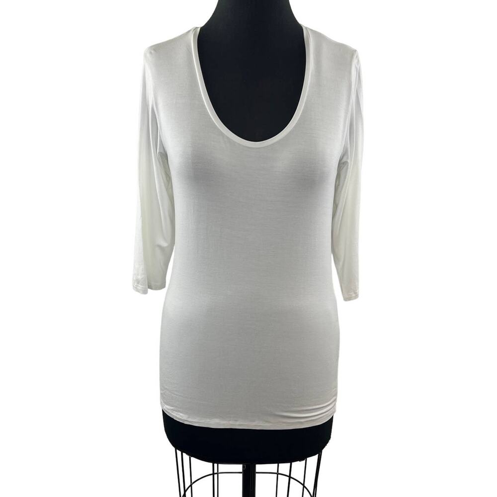 Majestic Paris White 4 Deluxe Teeshirt Soft Touch Wash Top Scoop Neck 3/4 Sleeve